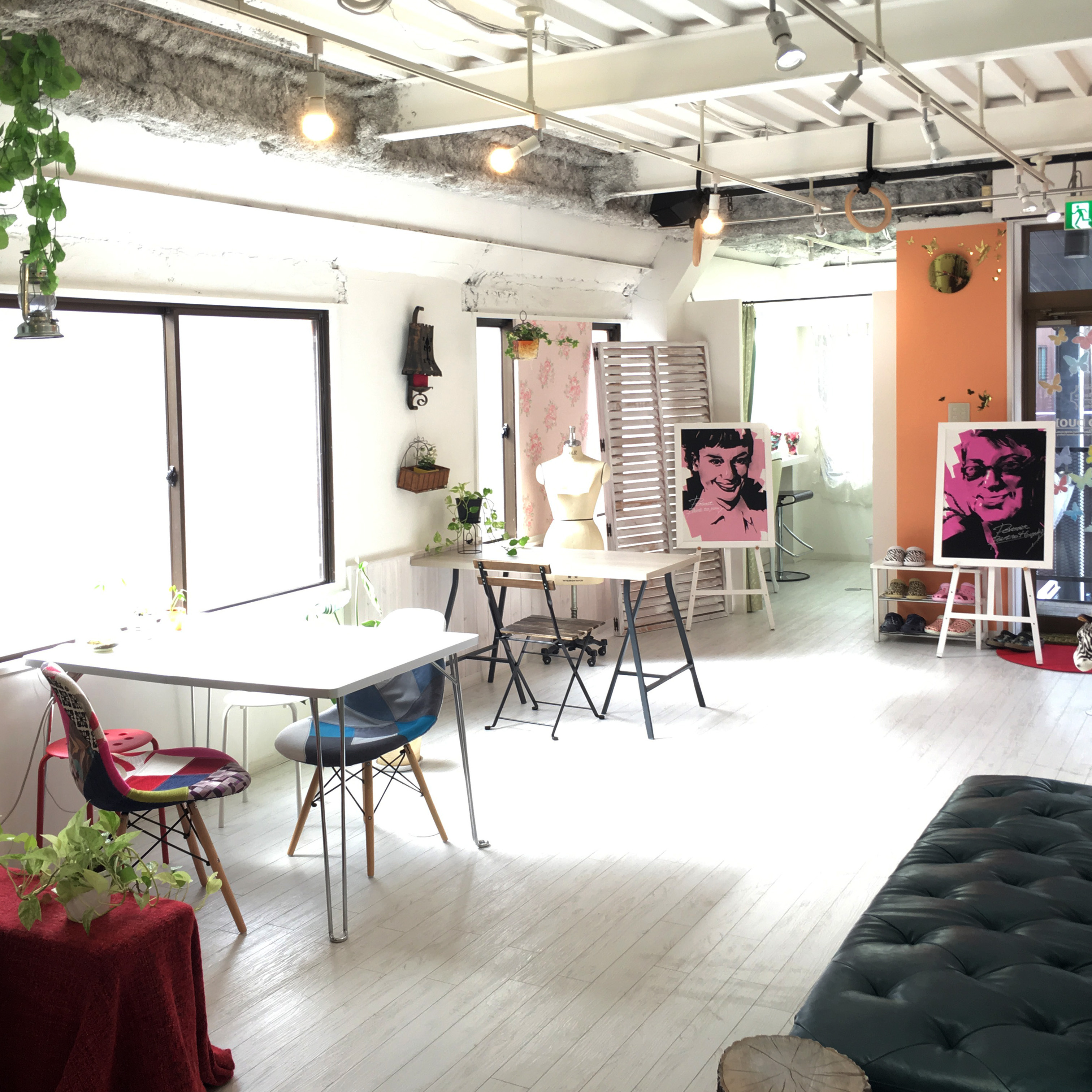 京都・大阪・神戸のモデル事務所アイデザインのスタジオ写真