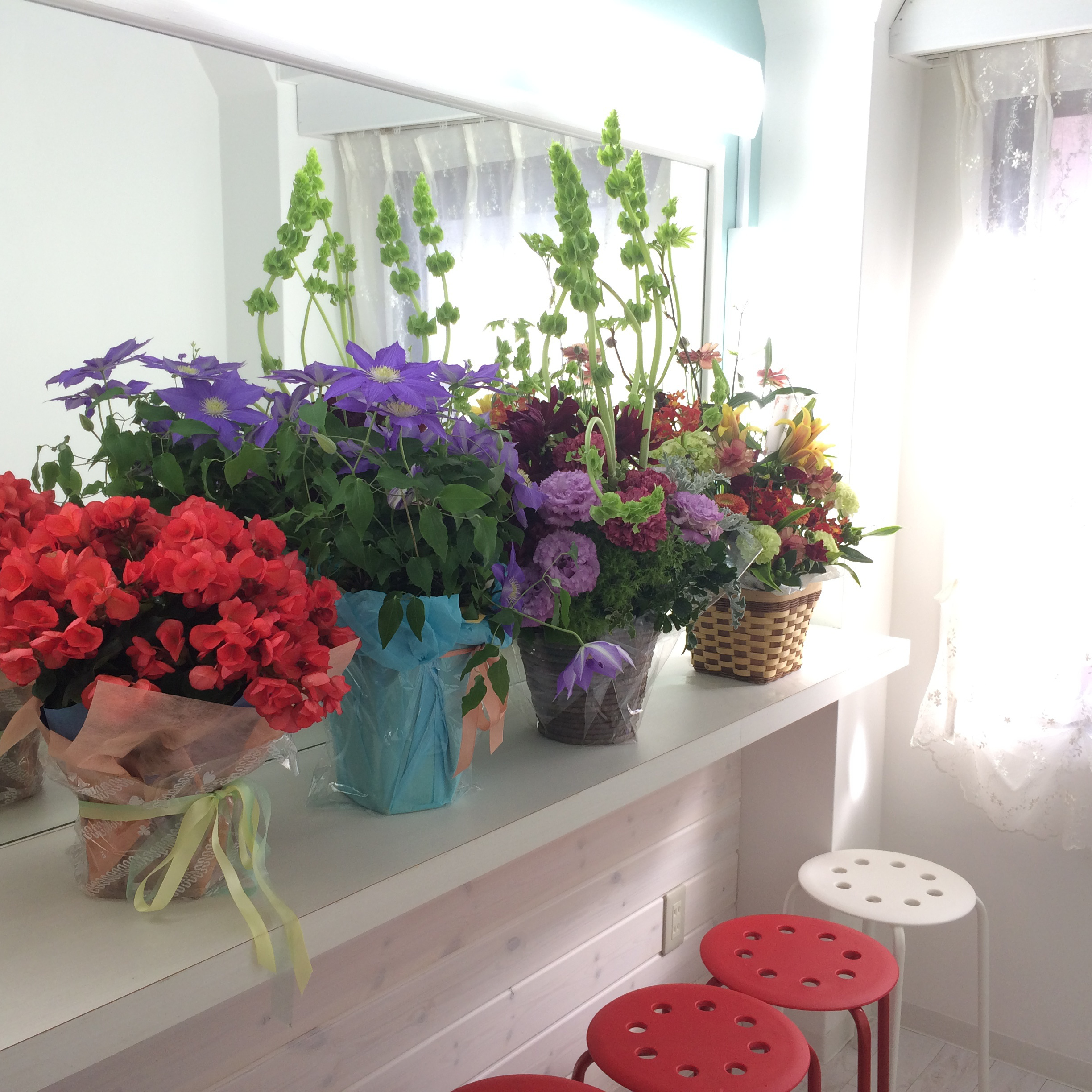 京都・大阪・神戸のモデル事務所アイデザインのスタジオメイクルーム写真